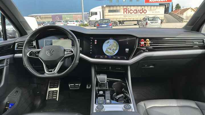 VW Touareg 3,0 TDI R Line DSG