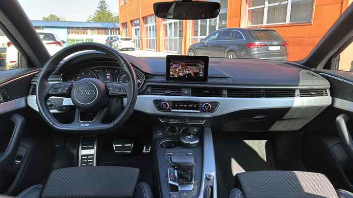 Audi A4 35 TDI Black Edition S tronic