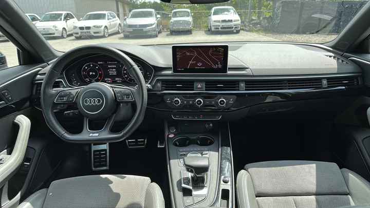 Audi Audi A4 2.0 TDI S-line