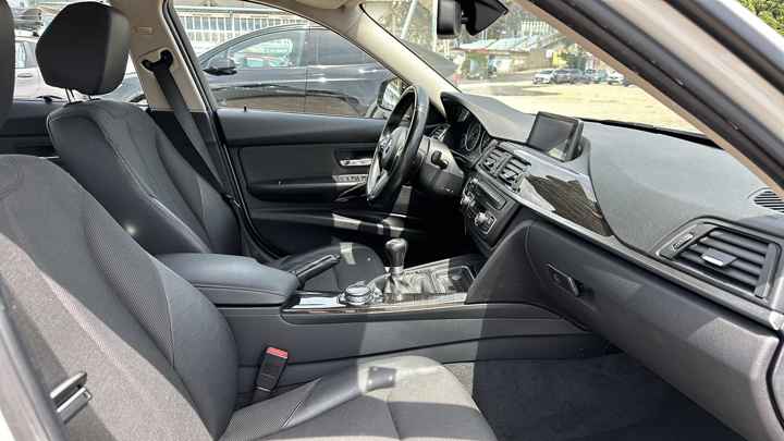 BMW 320d xDrive Modern line 