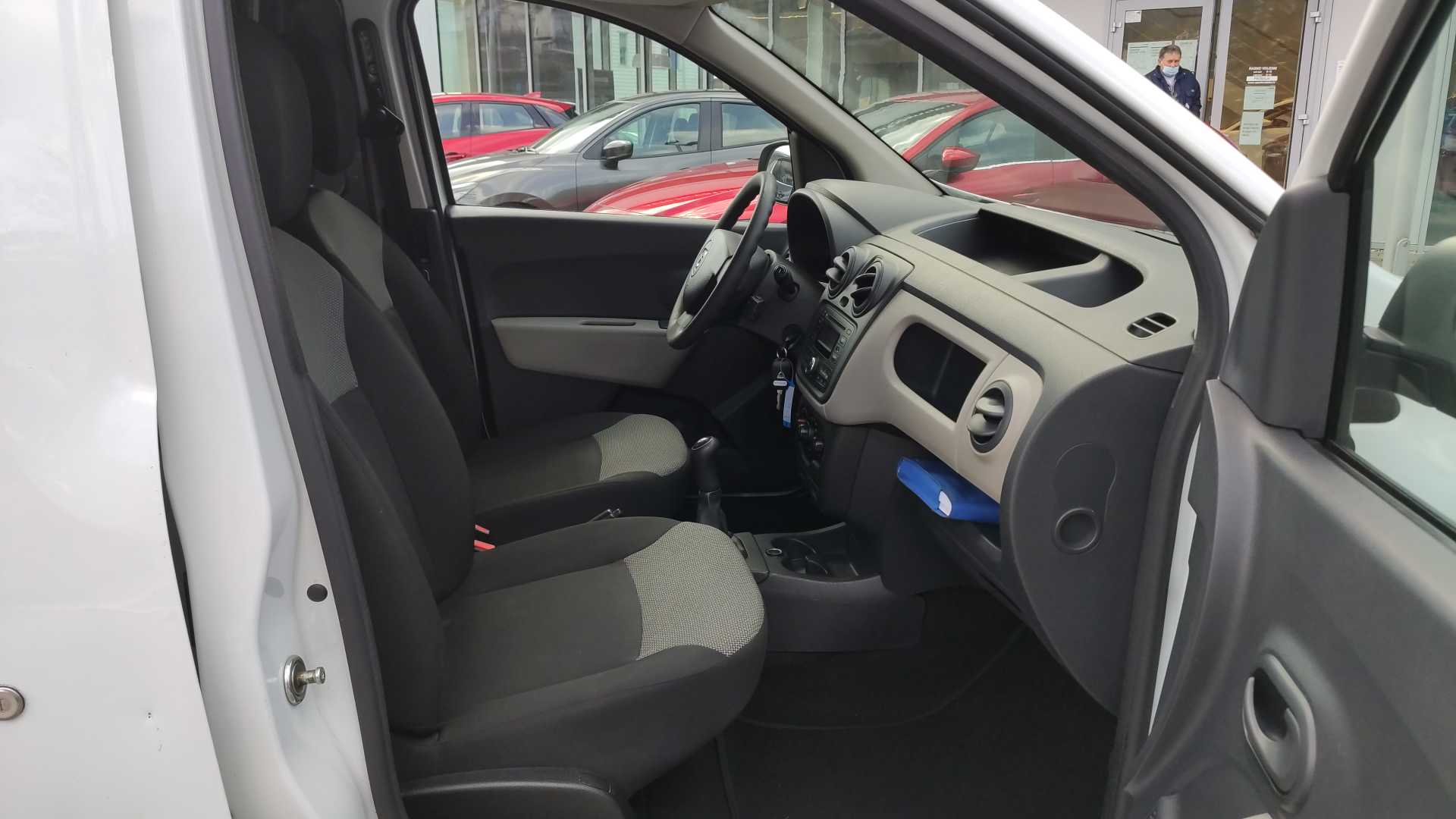 Dacia dokker deals van interieur