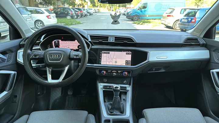 Audi Q3 35 TDI S line