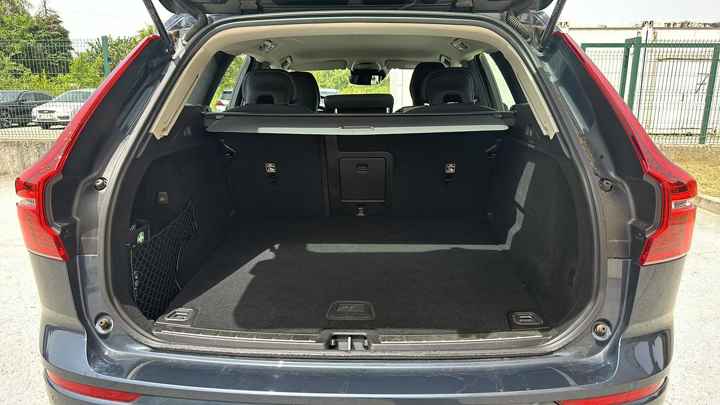 Volvo XC60 B4D AWD Momentum Aut.