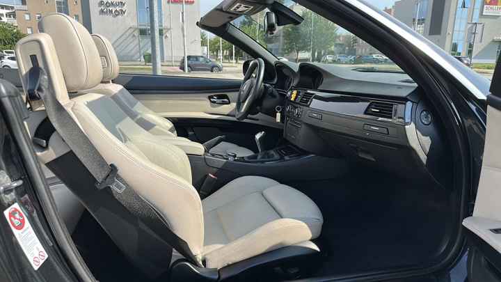 BMW BMW serija 3 320i