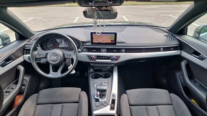 Audi A4 35 TDI S tronic