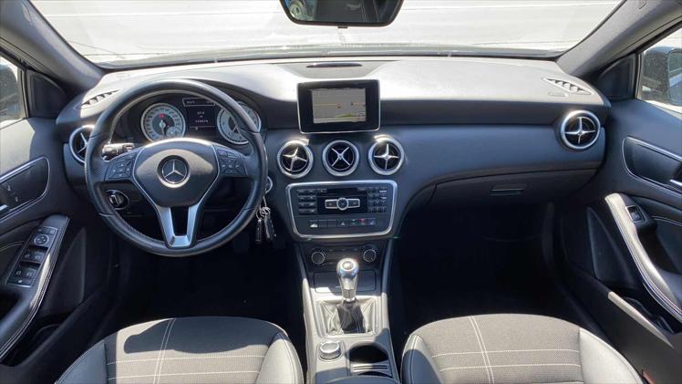 Mercedes-Benz A 180 CDI BlueEFFICIENCY Urban