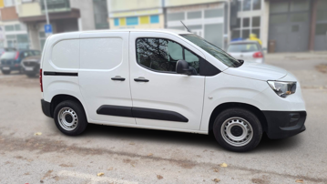 Opel Combo 1.2 turbo benzin