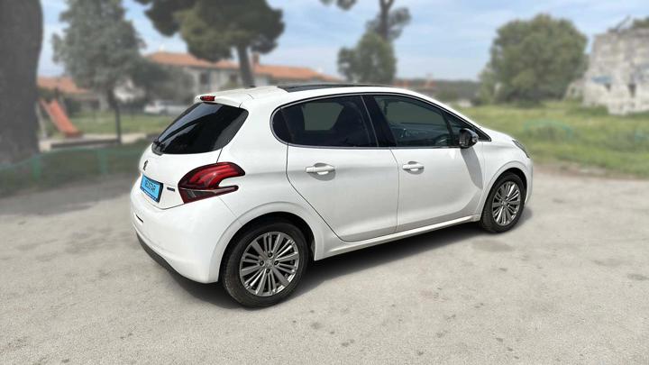 Rabljeni automobil na prodaju iz oglasa 88457 - Peugeot 208 208 1,2 PureTech 82 Allure