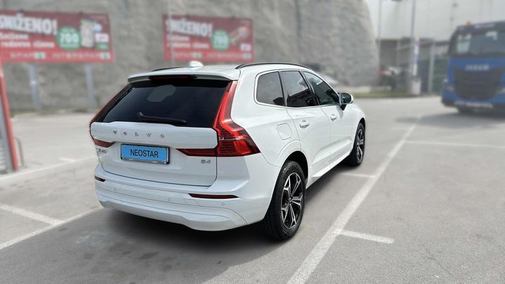 Volvo XC60 B4 Momentum pro