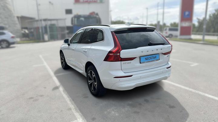 Volvo XC60 B4 Momentum pro