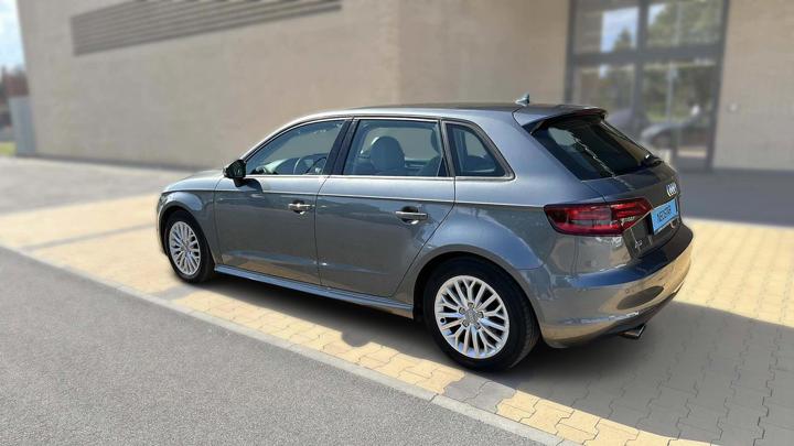 Audi A3 Sportback 1,6 TDI ultra Attraction