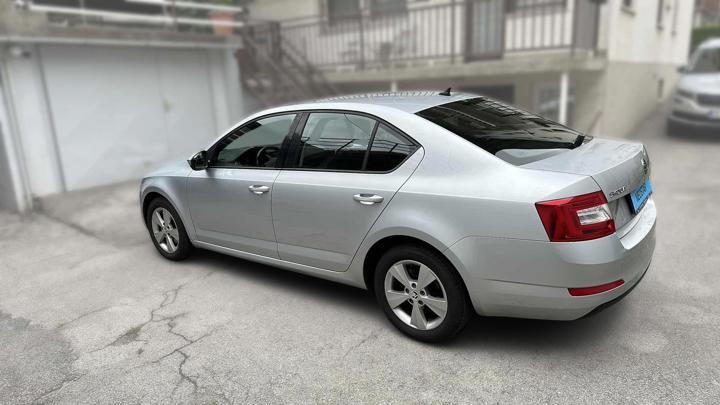 Škoda Octavia 2,0 TDI Elegance DSG