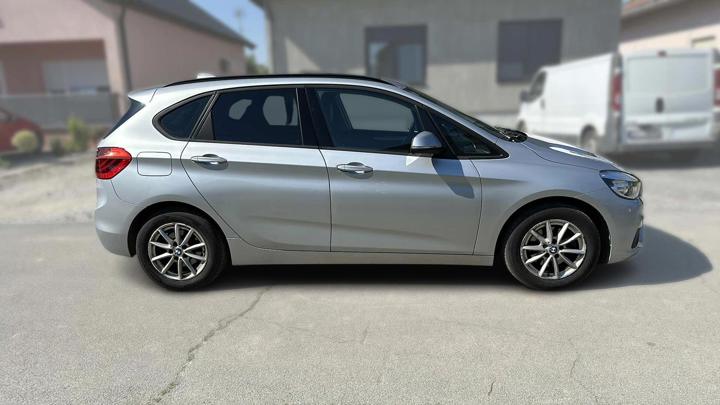 BMW 216d