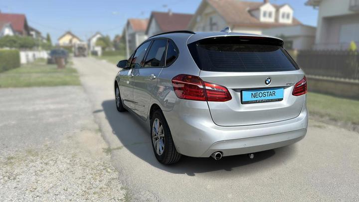 BMW 216d