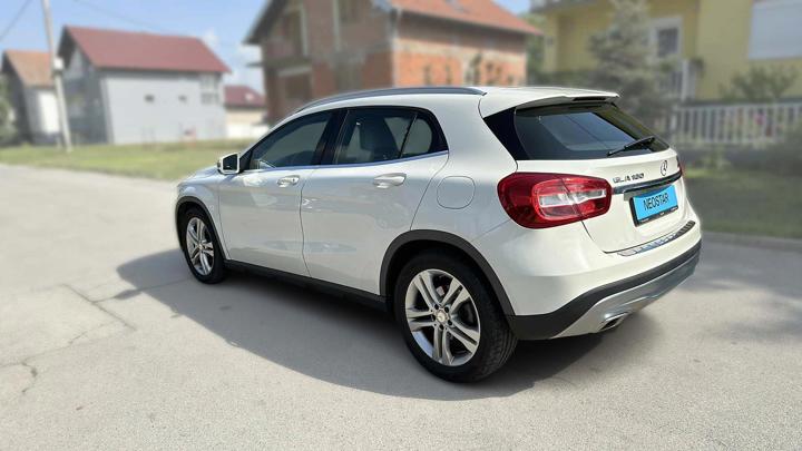 Mercedes-Benz GLA 180 d Urban