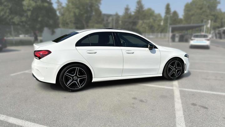 Mercedes-Benz A200d AMG Line