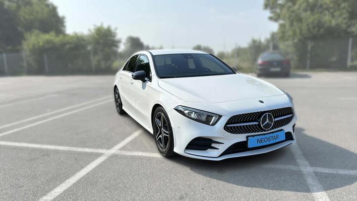 Mercedes-Benz A200d AMG Line