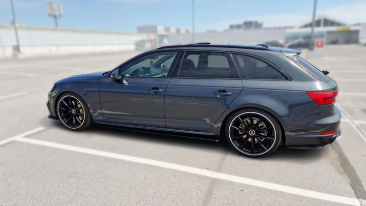 Audi A4 Avant 2.0 TDI S line