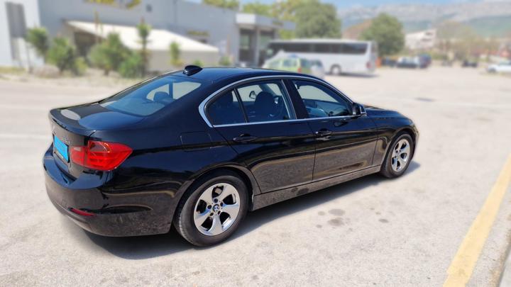 Rabljeni automobil na prodaju iz oglasa 92356 - BMW Serija 3 320d 