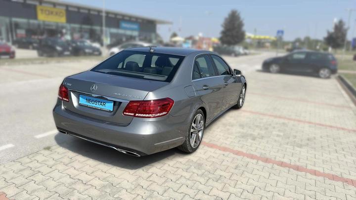 Mercedes-Benz Mercedes E 300 Bluetec Hybrid