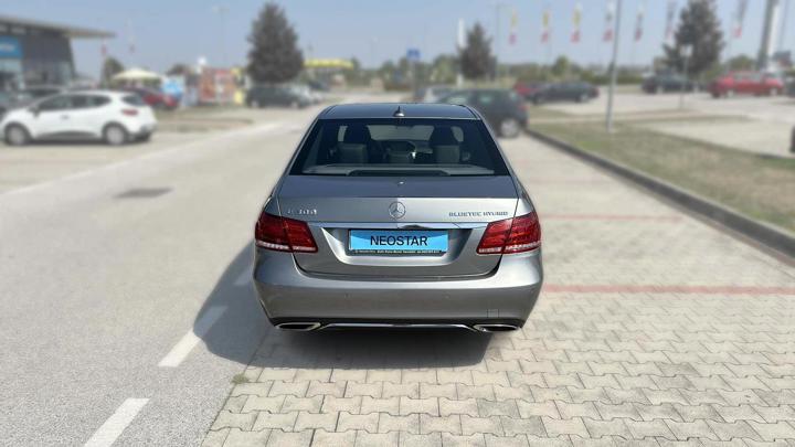 Mercedes-Benz Mercedes E 300 Bluetec Hybrid