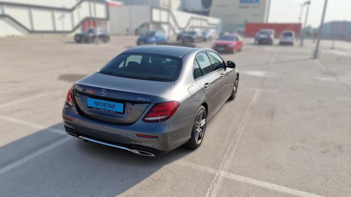 Mercedes-Benz Merceder E220 4 Matic