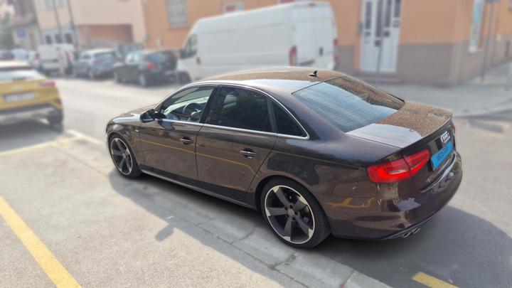 Audi A4 2,0 TDI S tronic