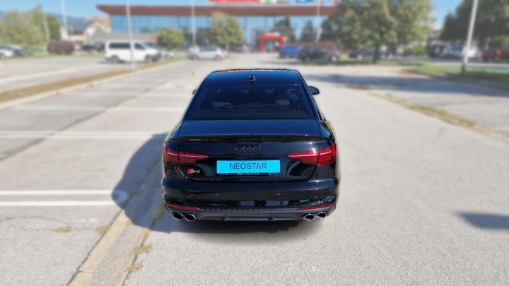 Audi Audi S4 4x4