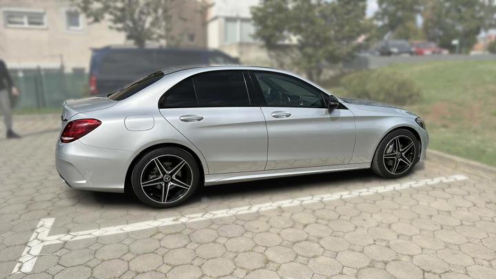 Mercedes-Benz C220 d AMG line