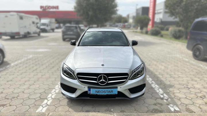 Mercedes-Benz C220 d AMG line