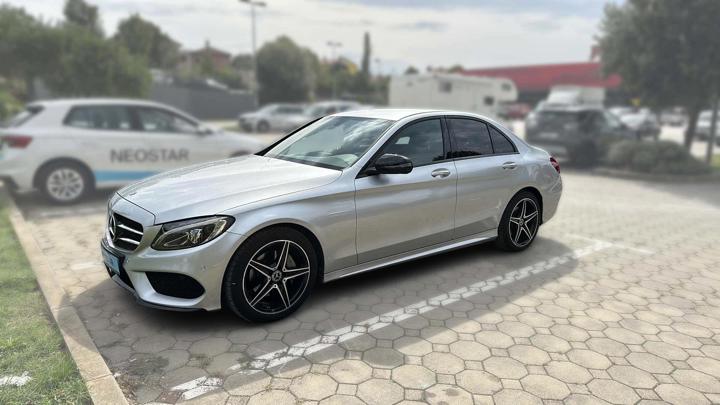 Mercedes-Benz C220 d AMG line