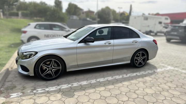 Mercedes-Benz C220 d AMG line