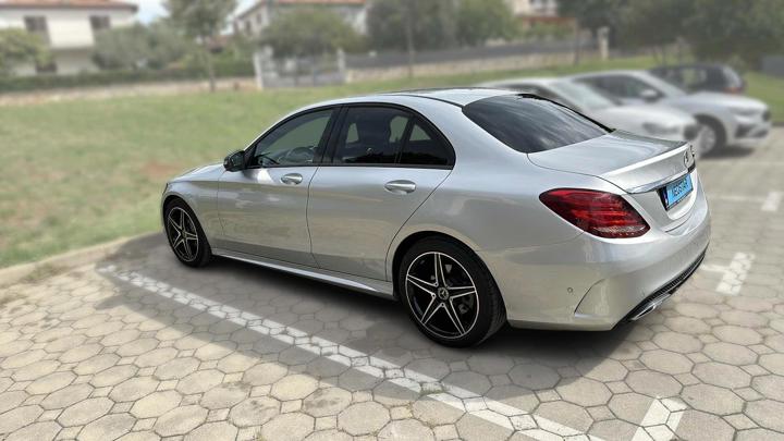 Mercedes-Benz C220 d AMG line