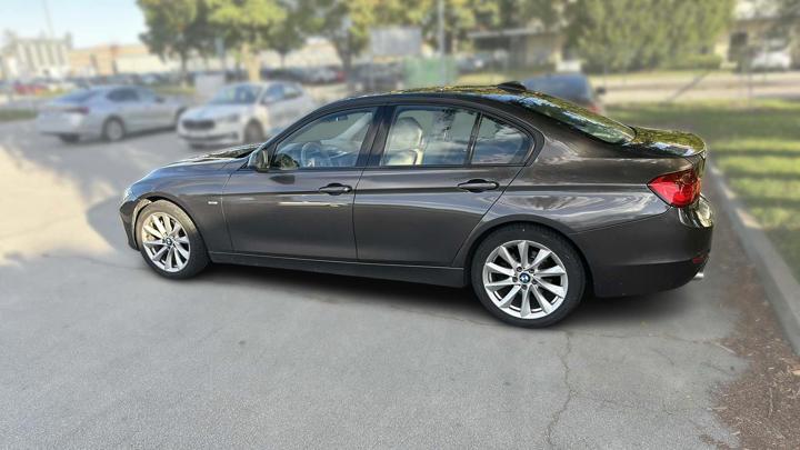 BMW BMW 320d 4 vrata Modern line