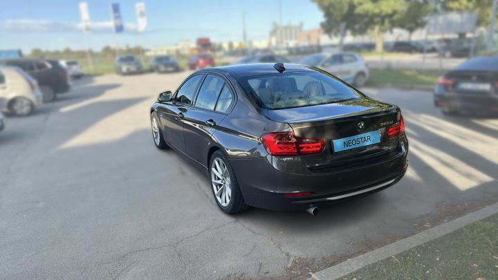 BMW BMW 320d 4 vrata Modern line