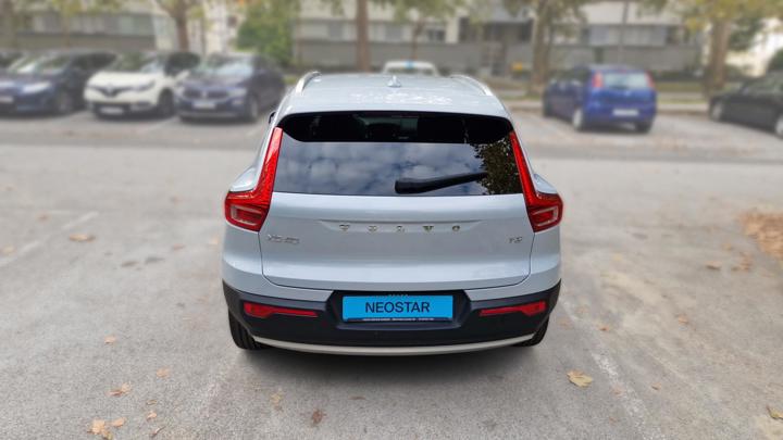 Volvo XC40 T3 MOMENTUM PRO