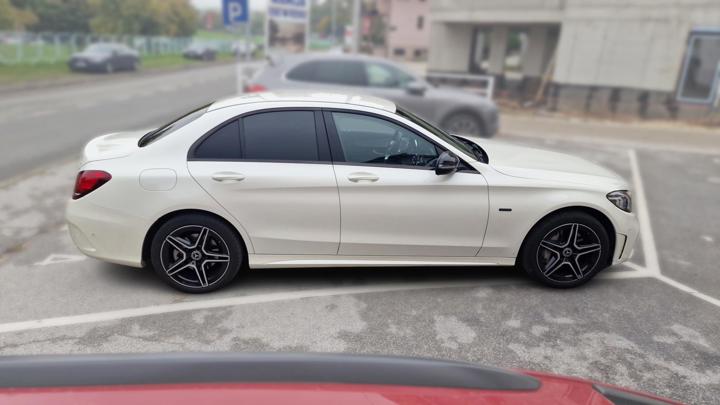 Mercedes-Benz C 300 e 4MATIC AMG Line Aut.