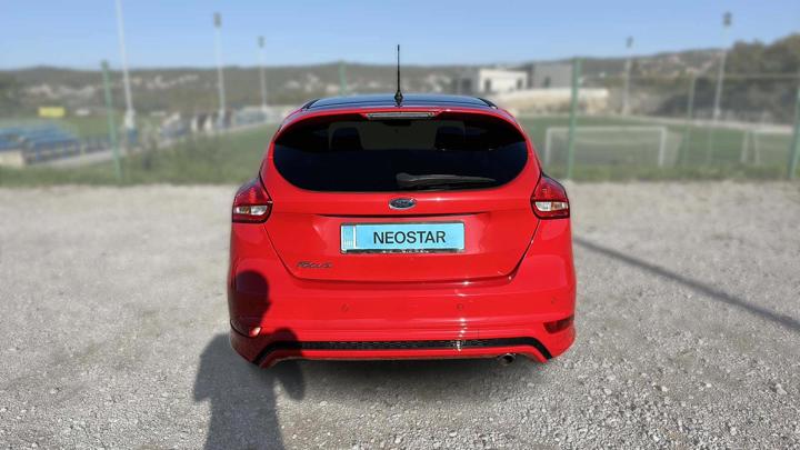 Ford Focus 2,0 TDCi ST Line Red&Black Edition