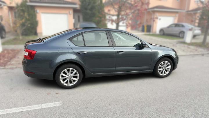 Škoda Octavia 1.6 TDI DSG Style