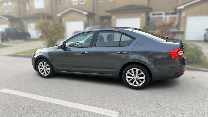 Škoda Octavia 1.6 TDI DSG Style