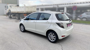 Toyota Yaris 1.5 Hybrid Sol 5 vrata Aut.