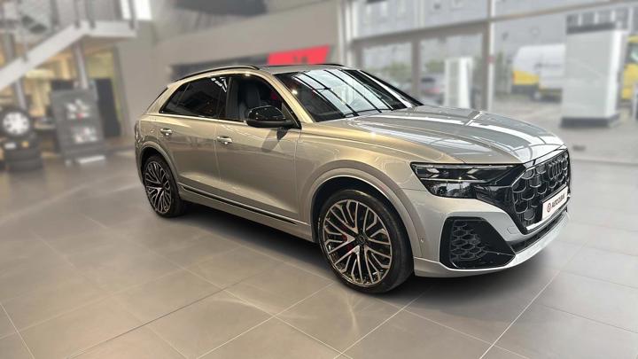 Audi Q8 55 TFSIe quattro tiptronic