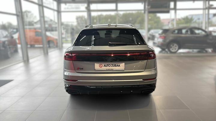 Audi Q8 55 TFSIe quattro tiptronic