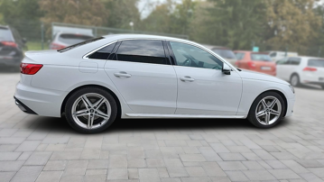 Audi A4 40 TDI Advanced S tronic