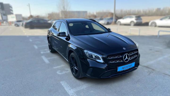 Mercedes-Benz GLA 200 Night Star