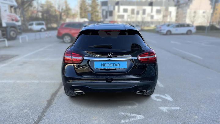 Mercedes-Benz GLA 200 Night Star