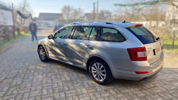 Škoda Octavia Combi 2,0 TDI Ambition