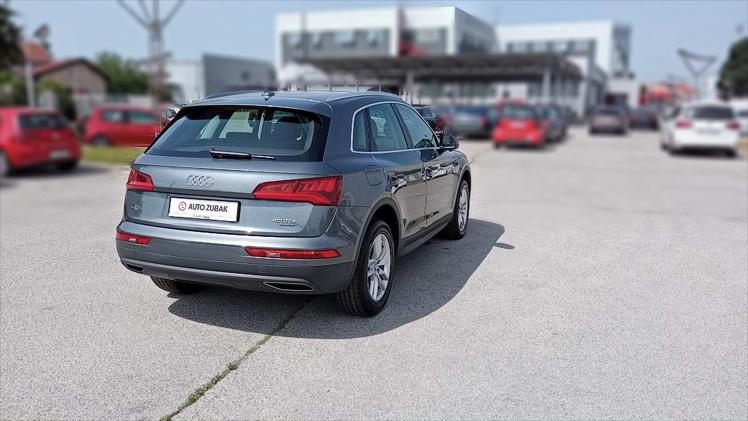 Audi Q5 quattro 40 TDI Select S tronic