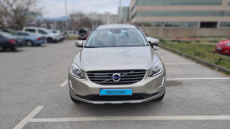 Volvo XC60 AWD D4 Momentum Geartronic