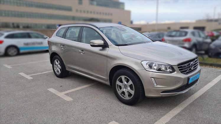 Volvo XC60 AWD D4 Momentum Geartronic